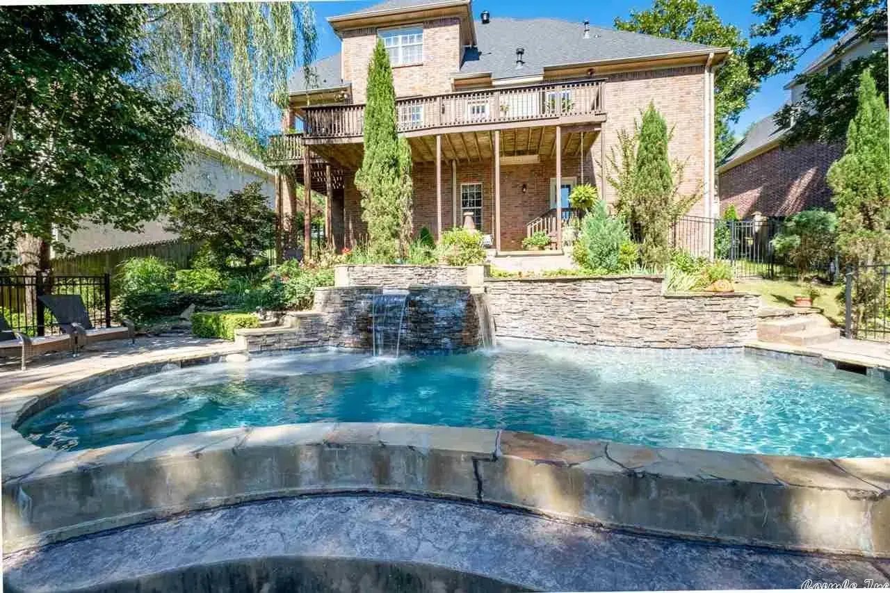 411 Wellington Woods Loop