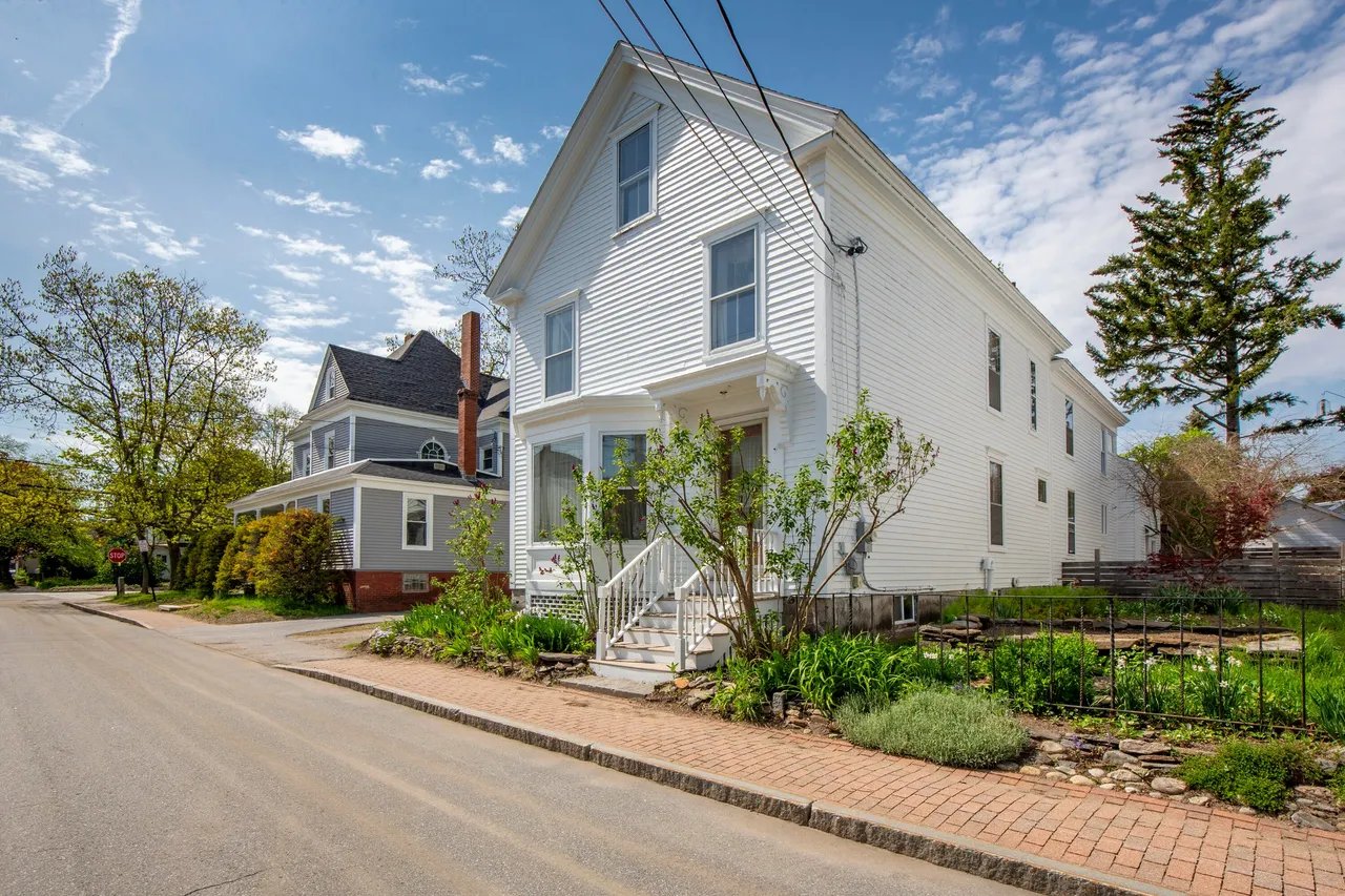 New Listing: 25 School Street, Brunswick, ME 04011 – $775,000