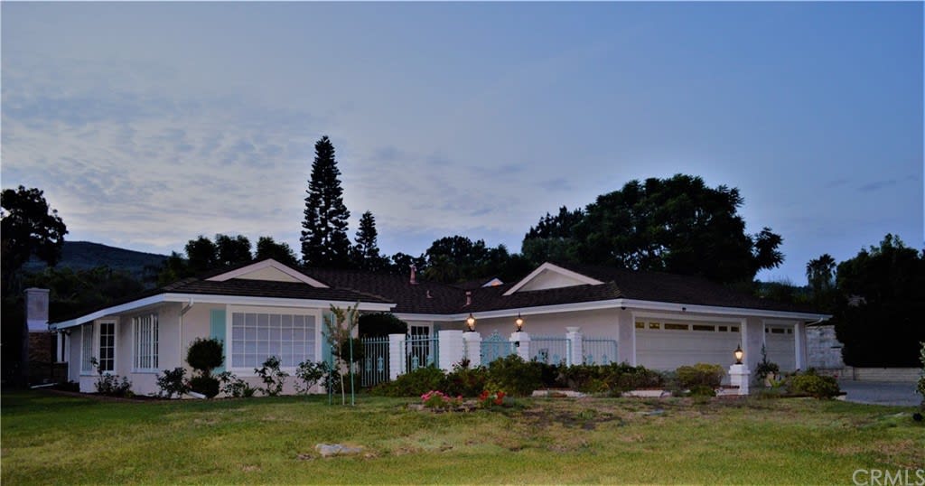 31951 Paseo Monte Vista