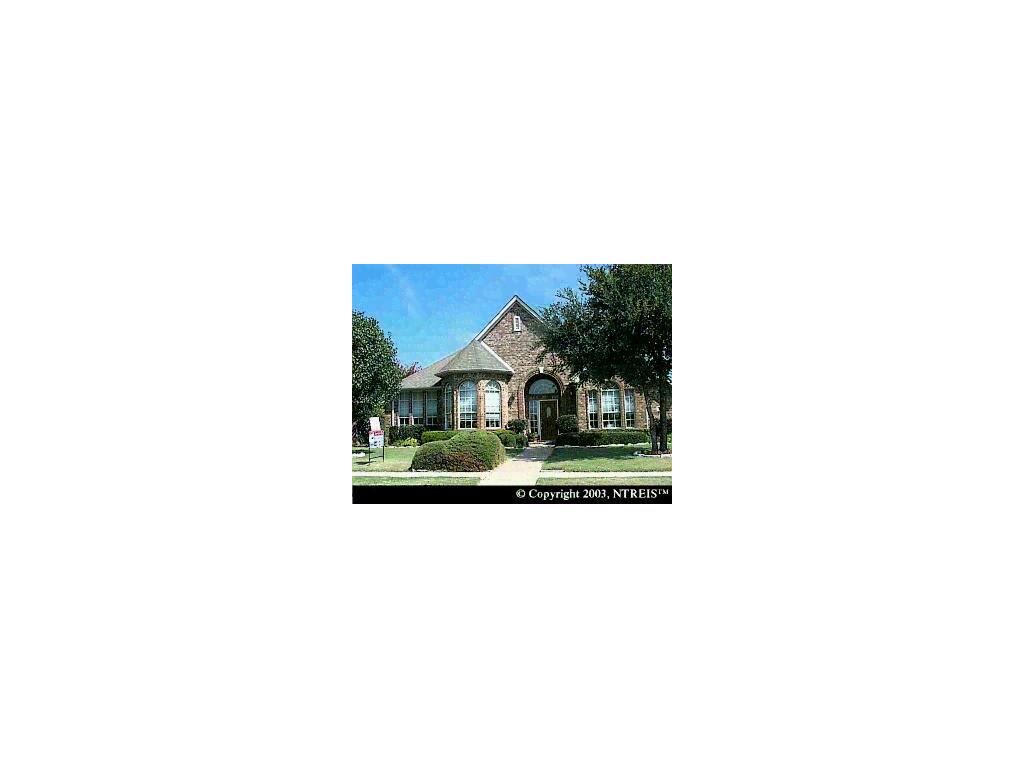 918 Oakwood Ln