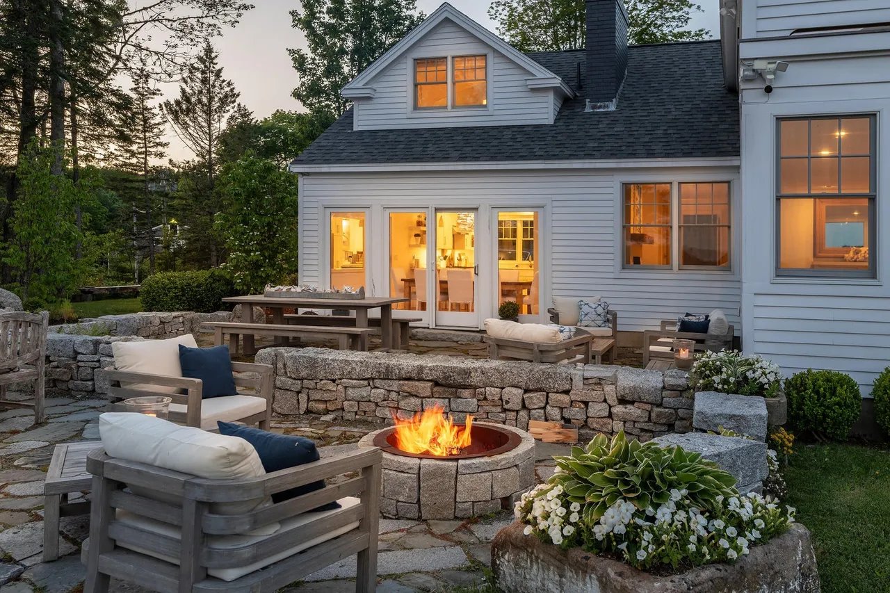 Beautiful Maine Patios & Porches for Entertaining