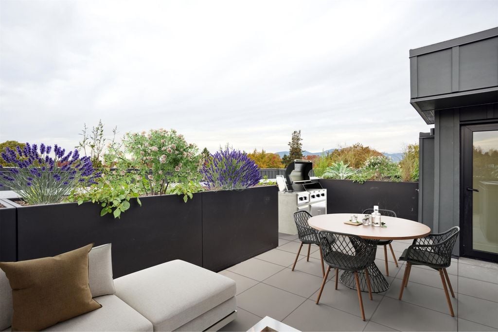 157 W King Edward Avenue 104, Vancouver
