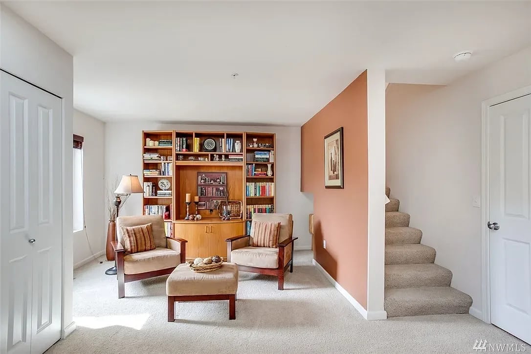 5909 Panorama Dr SE #18-102