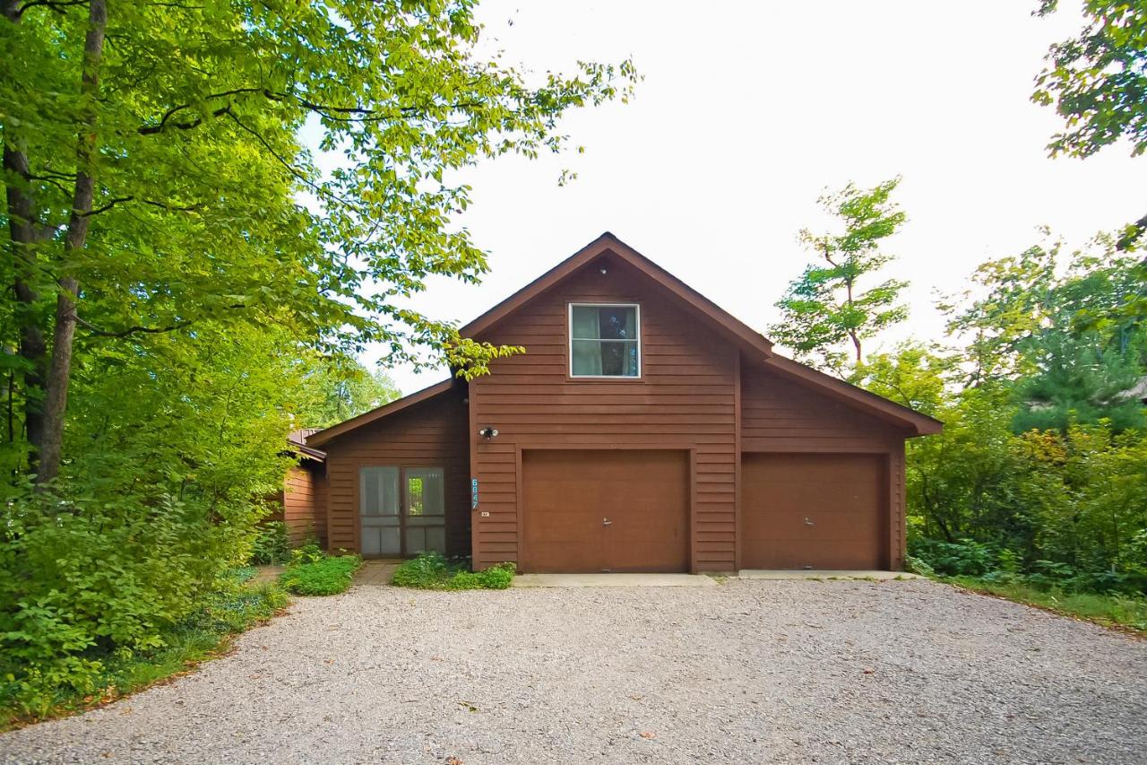 Bricker Cottage | Little Glen Lake, Michigan