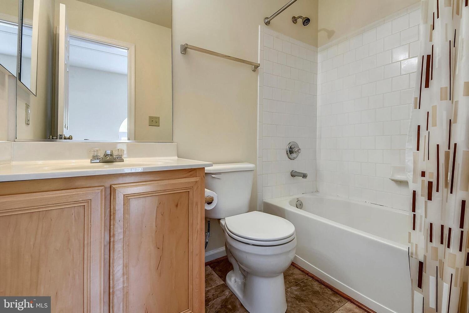 2401 Lizbec Ct