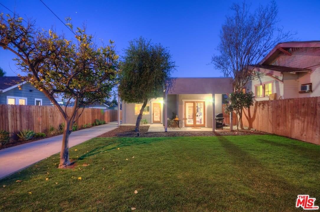 6136 SPRINGVALE Drive