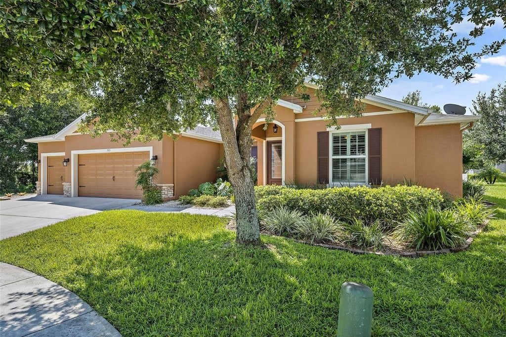 703 Fringe Tree Ct