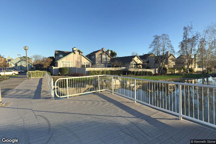 11 Elizabeth Cir
