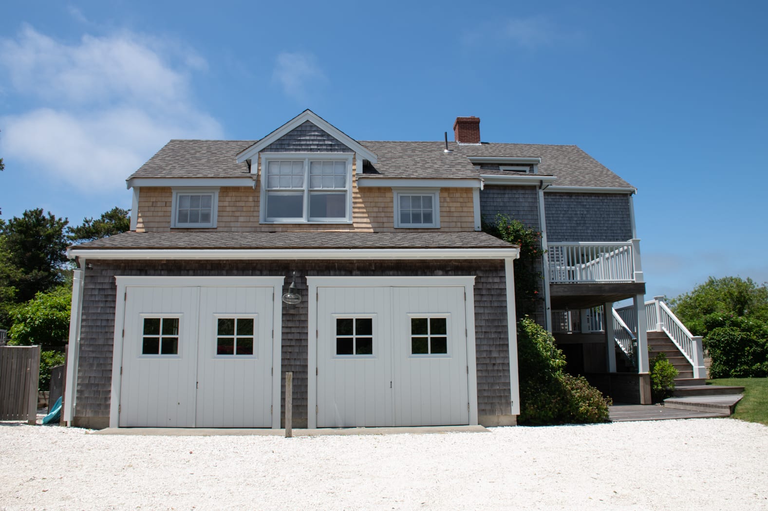70 Vestal St