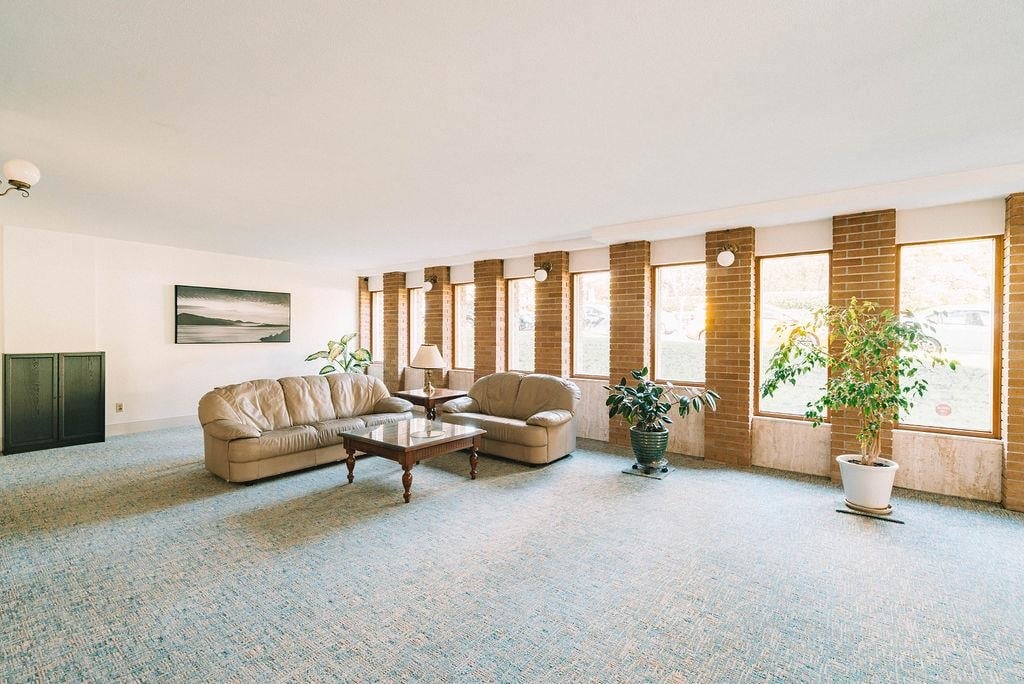 303-2409 W 43rd Ave