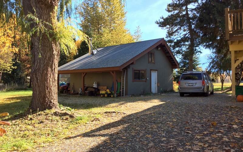 934 Erickson Rd