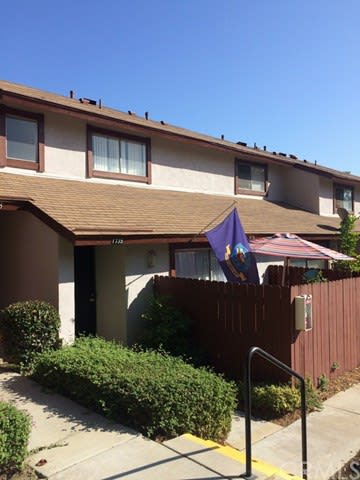 1735 Bradbury Dr