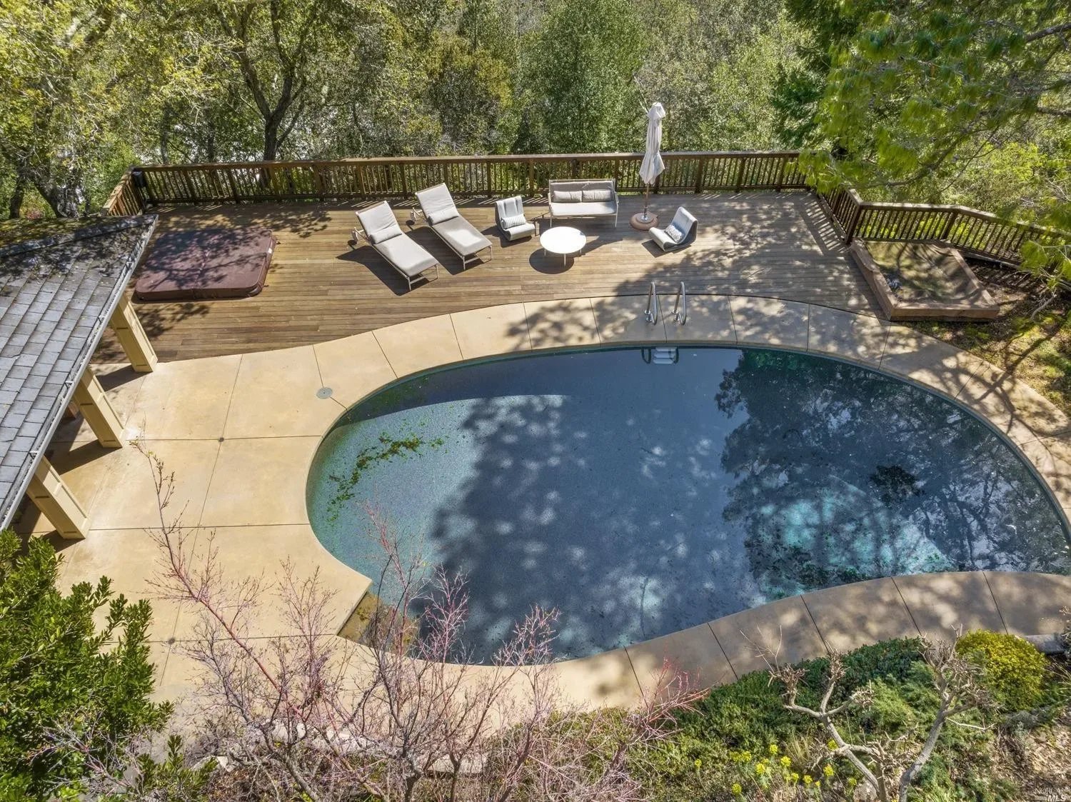 211 South Ridgewood