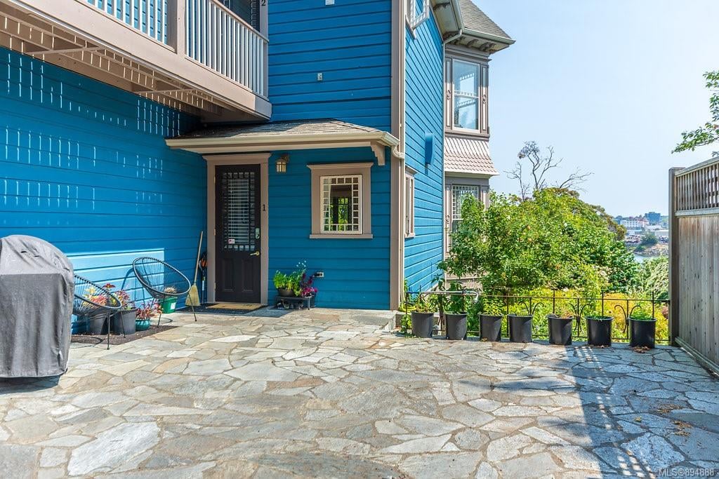 1140 Arthur Currie Lane