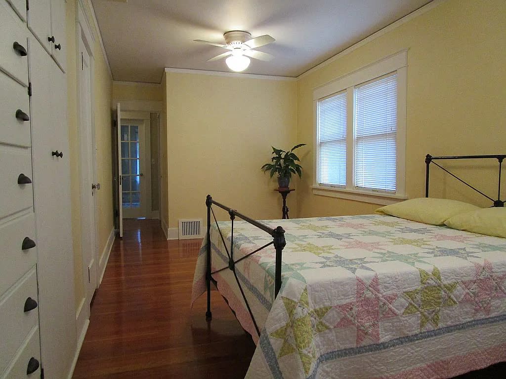 234 NW 30th St