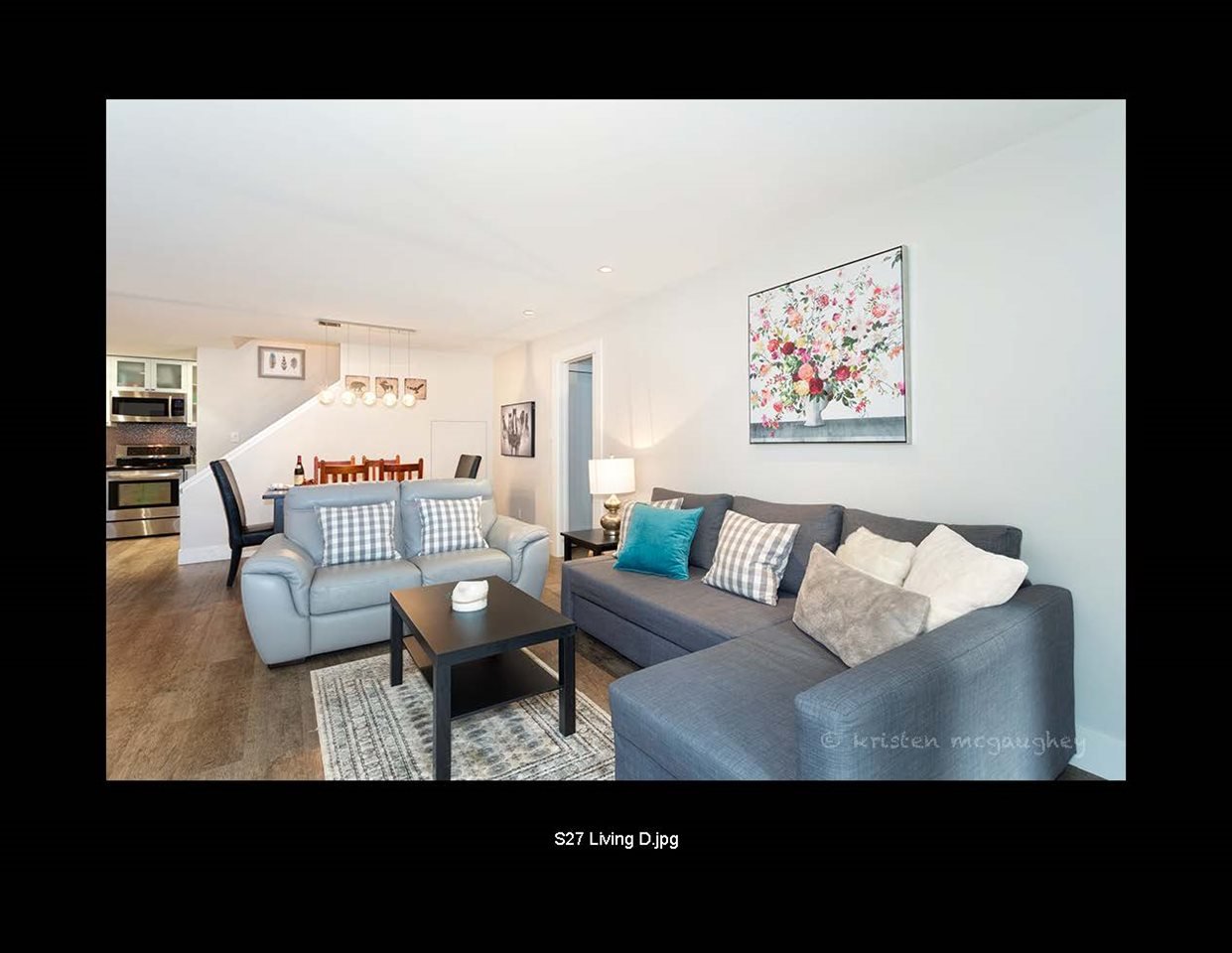 27-4637 Blackcomb Wy