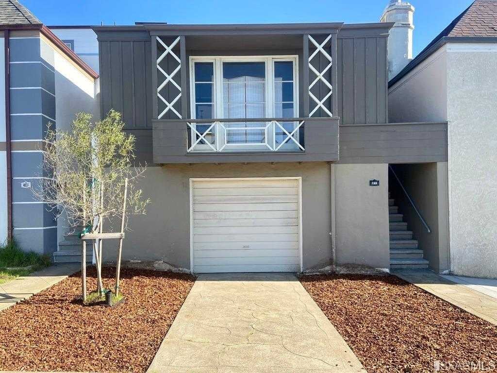 166 Meadowbrook Dr
