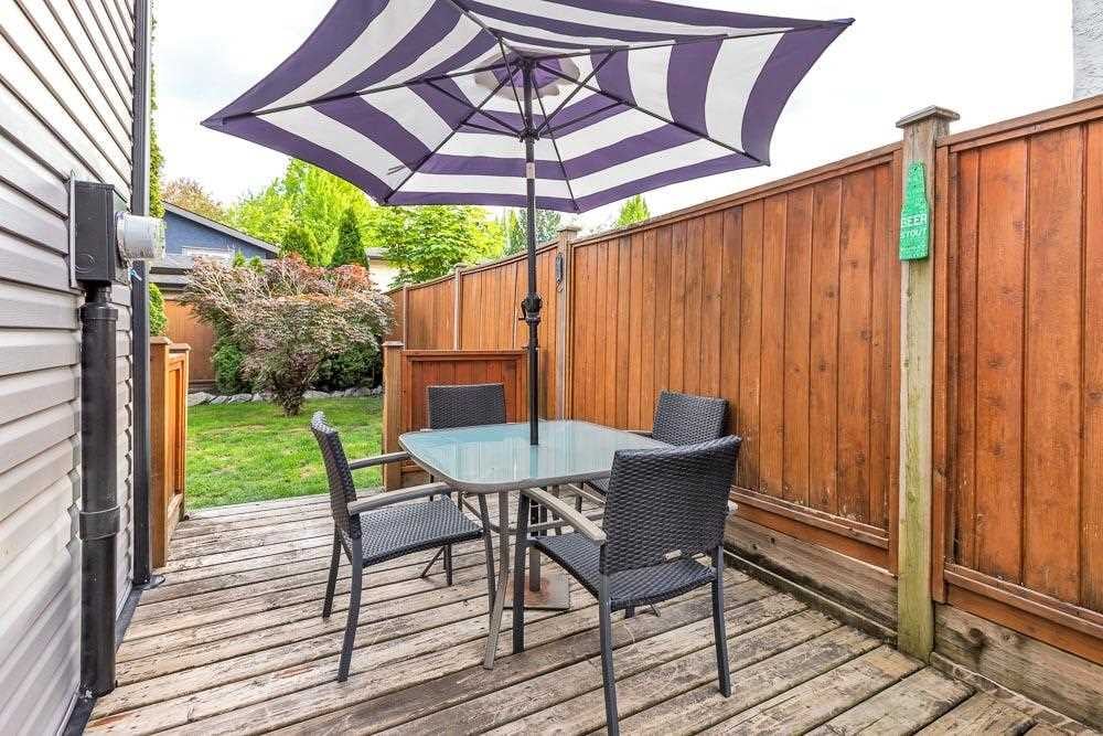 1158 Esperanza Dr