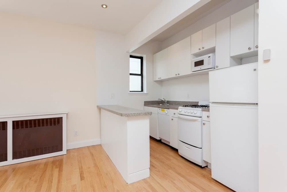 425 East 74th Street