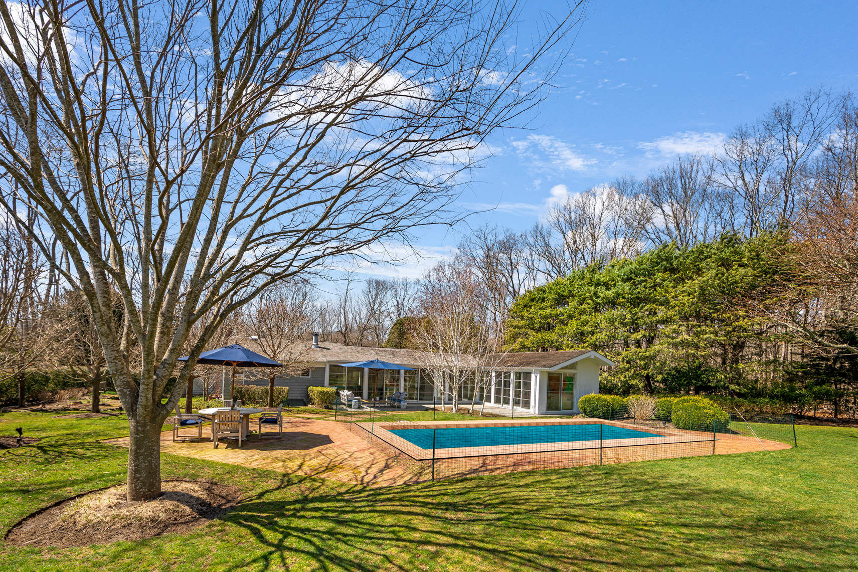 A Sleek, Updated Modern in the Heart of Hamptons Horse & Farm Country
