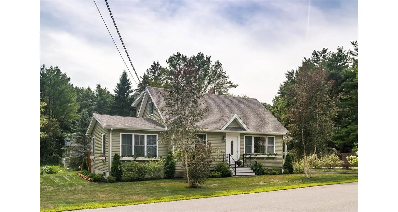 Home For Sale – 14 Marston Street, Falmouth, Maine 04105