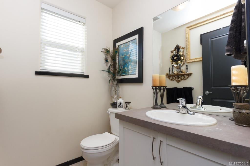 632 Olympia Ridge, Langford