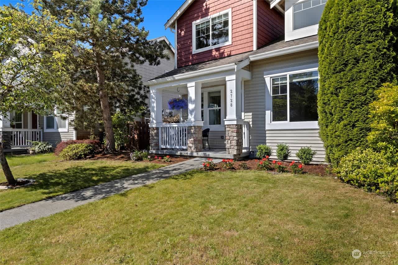 2728 84th Dr NE