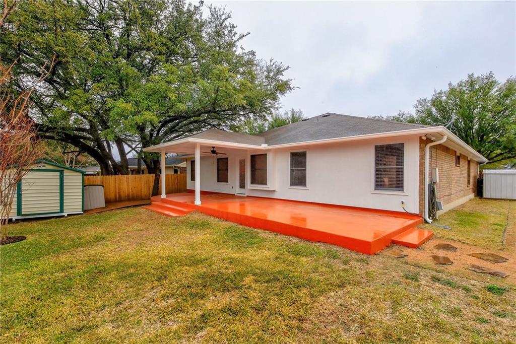 17512 Bottle Springs Ln