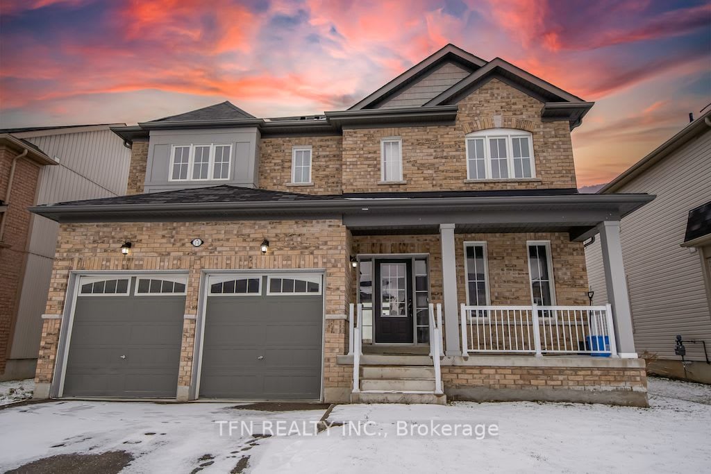 14 Don Hadden Cres