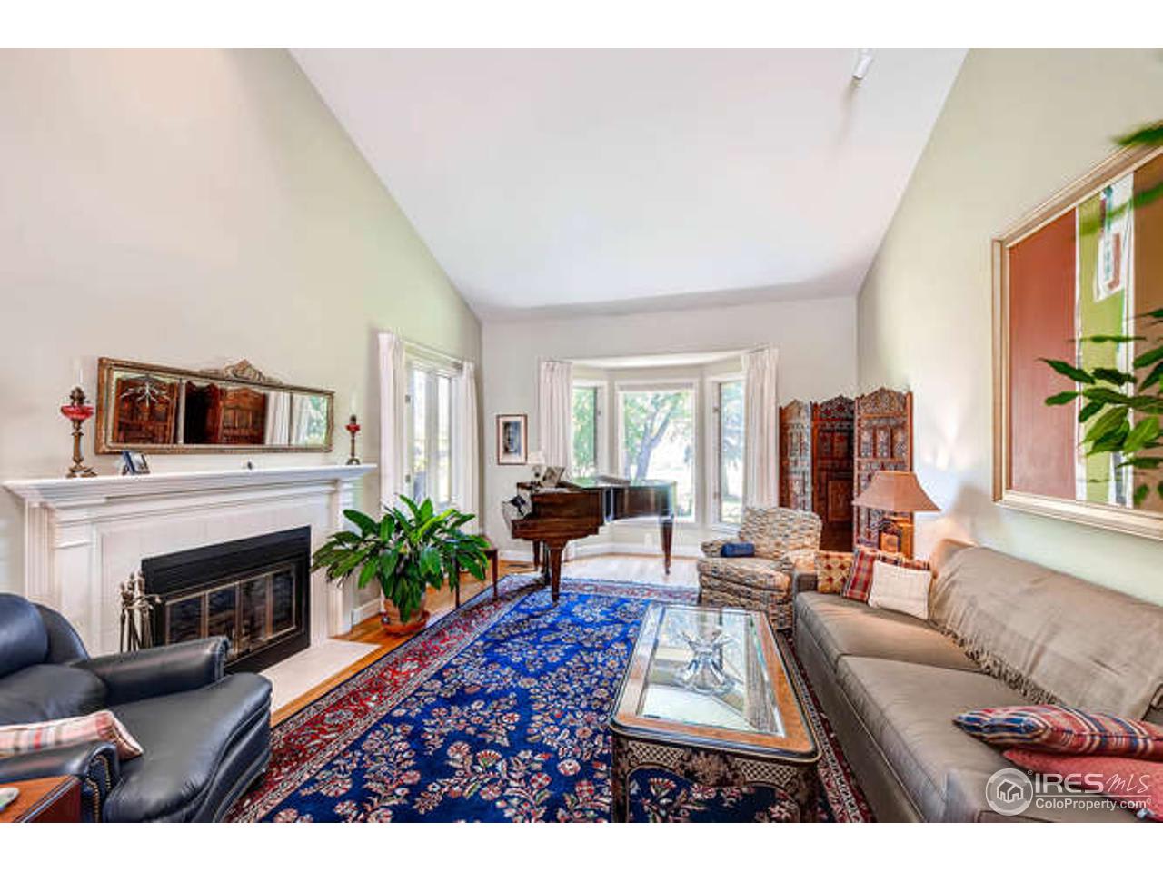 4609 Field Ct