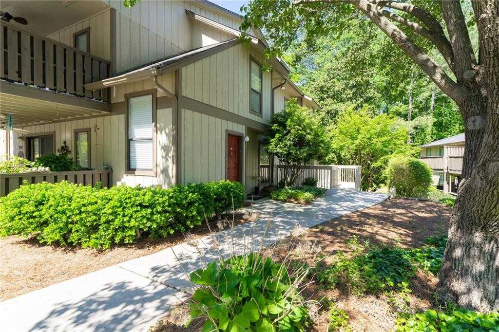 908 Woodcliff Drive Unit 908