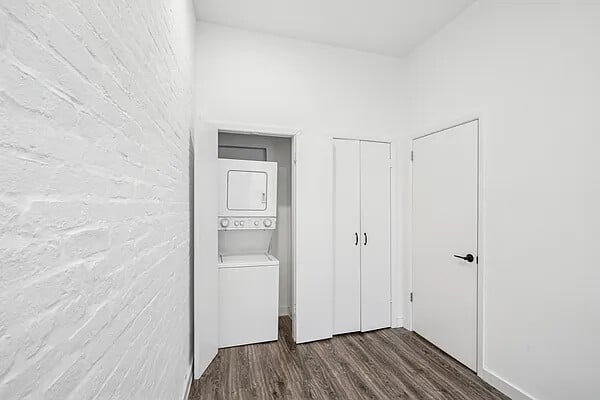 257 Water Street, Apt 2B