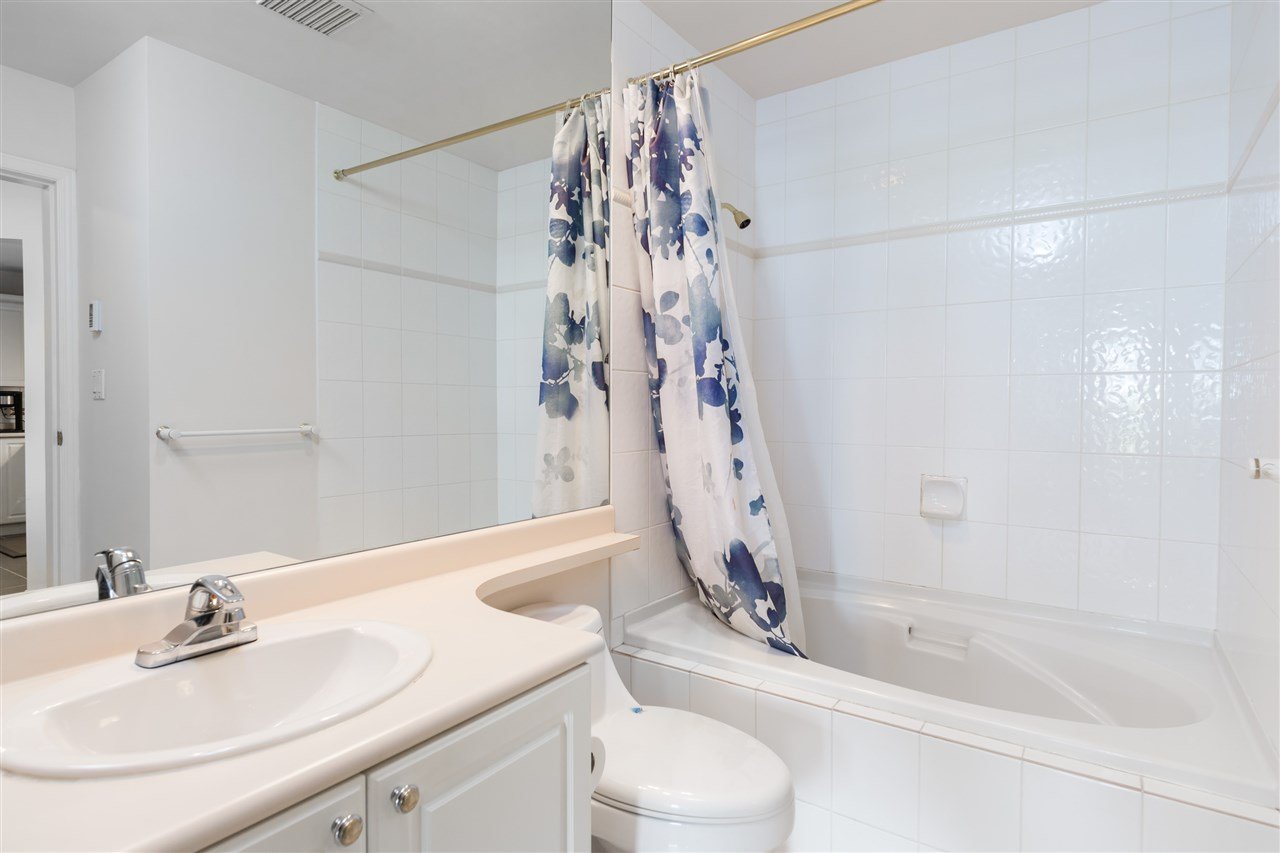 309-5735 Hampton Pl