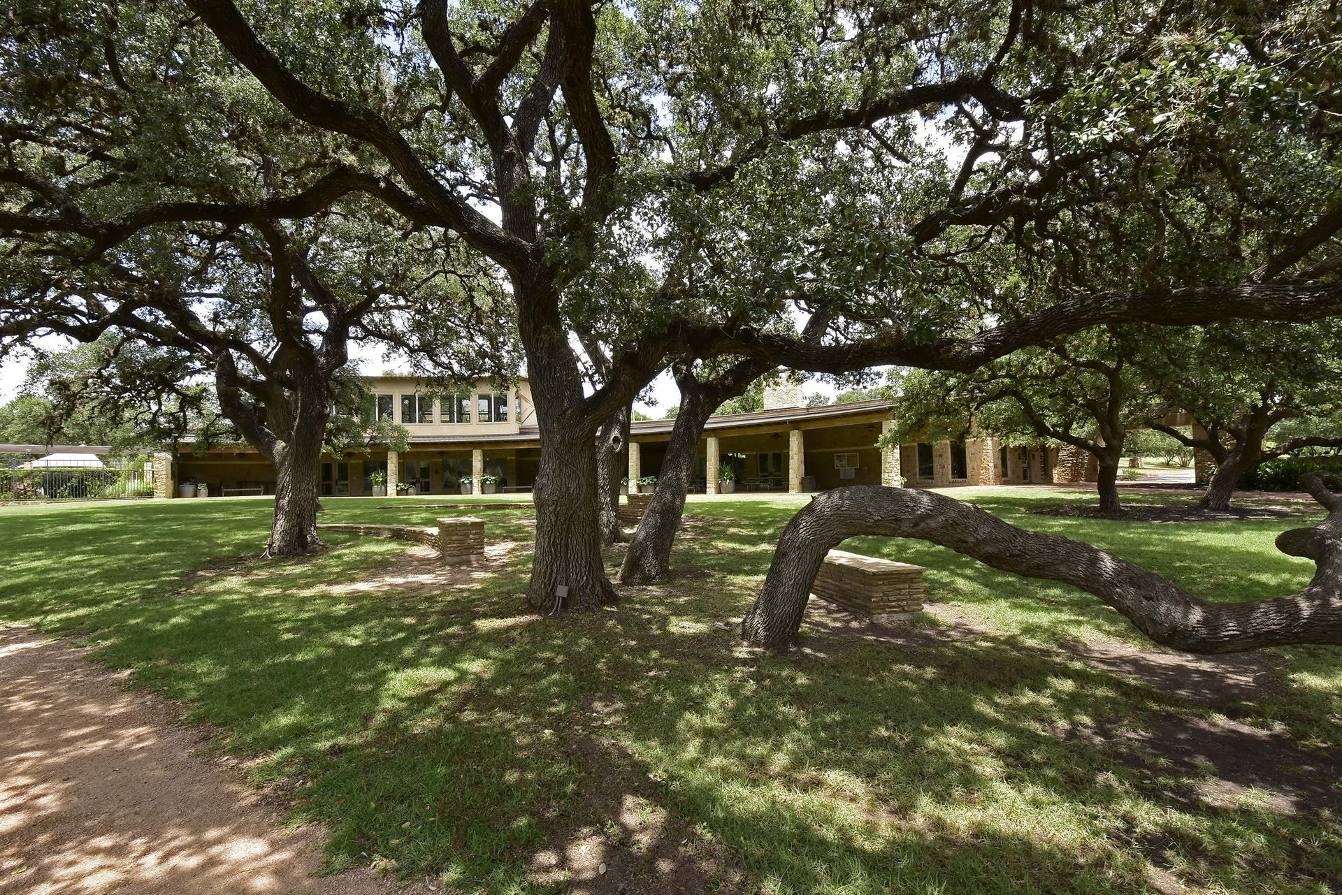 634 Big Meadow RD