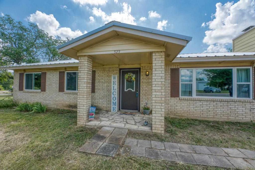 525 N Grange