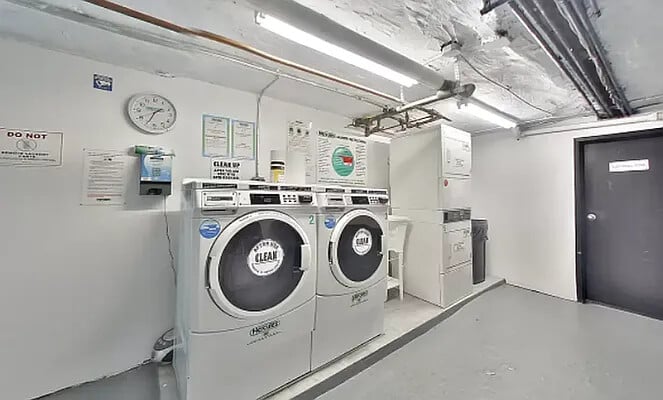 210 East 38th Street, Apt 5H