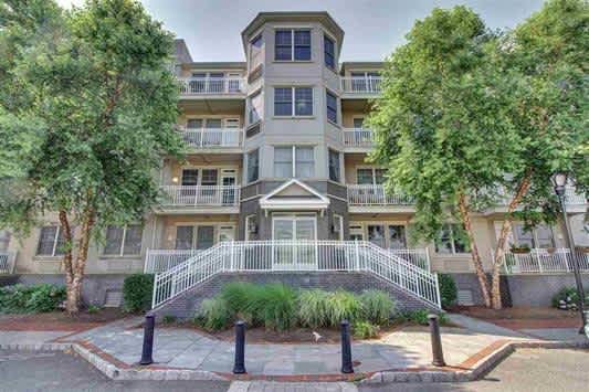 15 Enterprise Ct, Unit 404