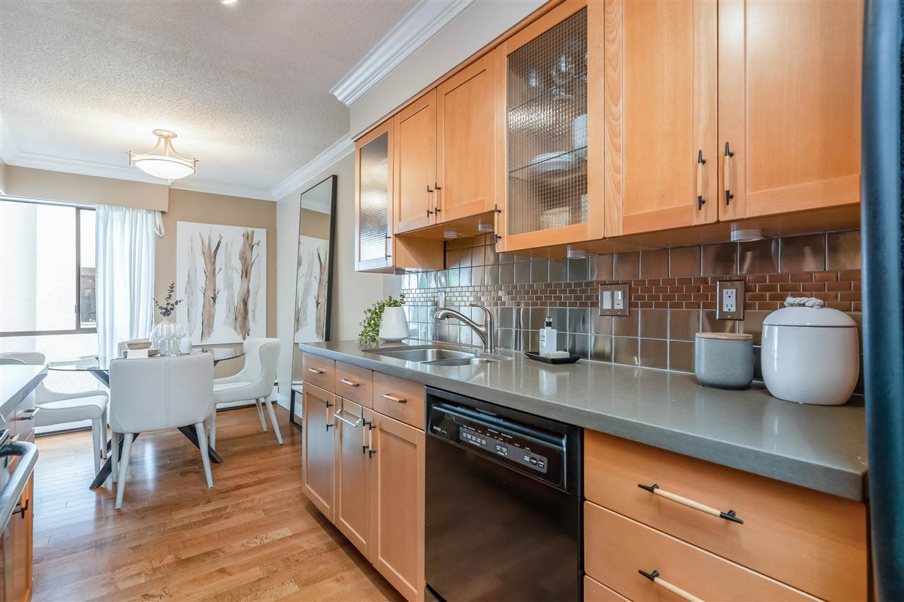 210-2255 W 8th Ave
