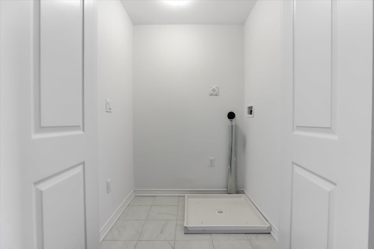 Brand New 2 bedroom townhouse for lease