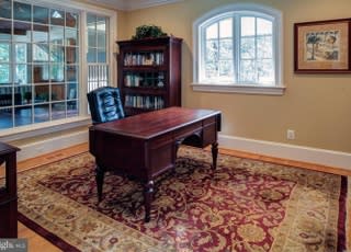 509 HARLEQUIN LN