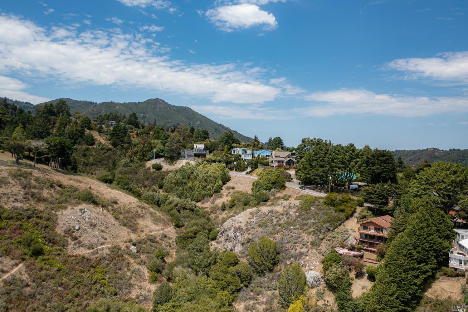 315 Panoramic Highway