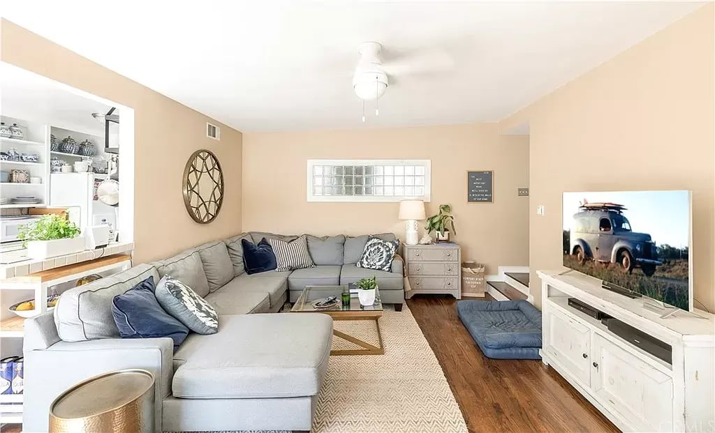 601 Jasmine Ave
