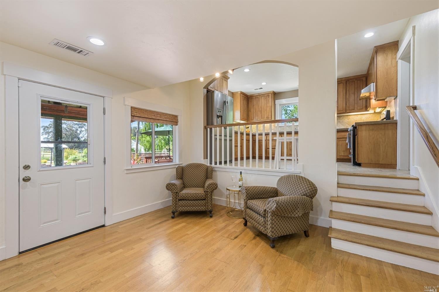 236 Cleveland Ln