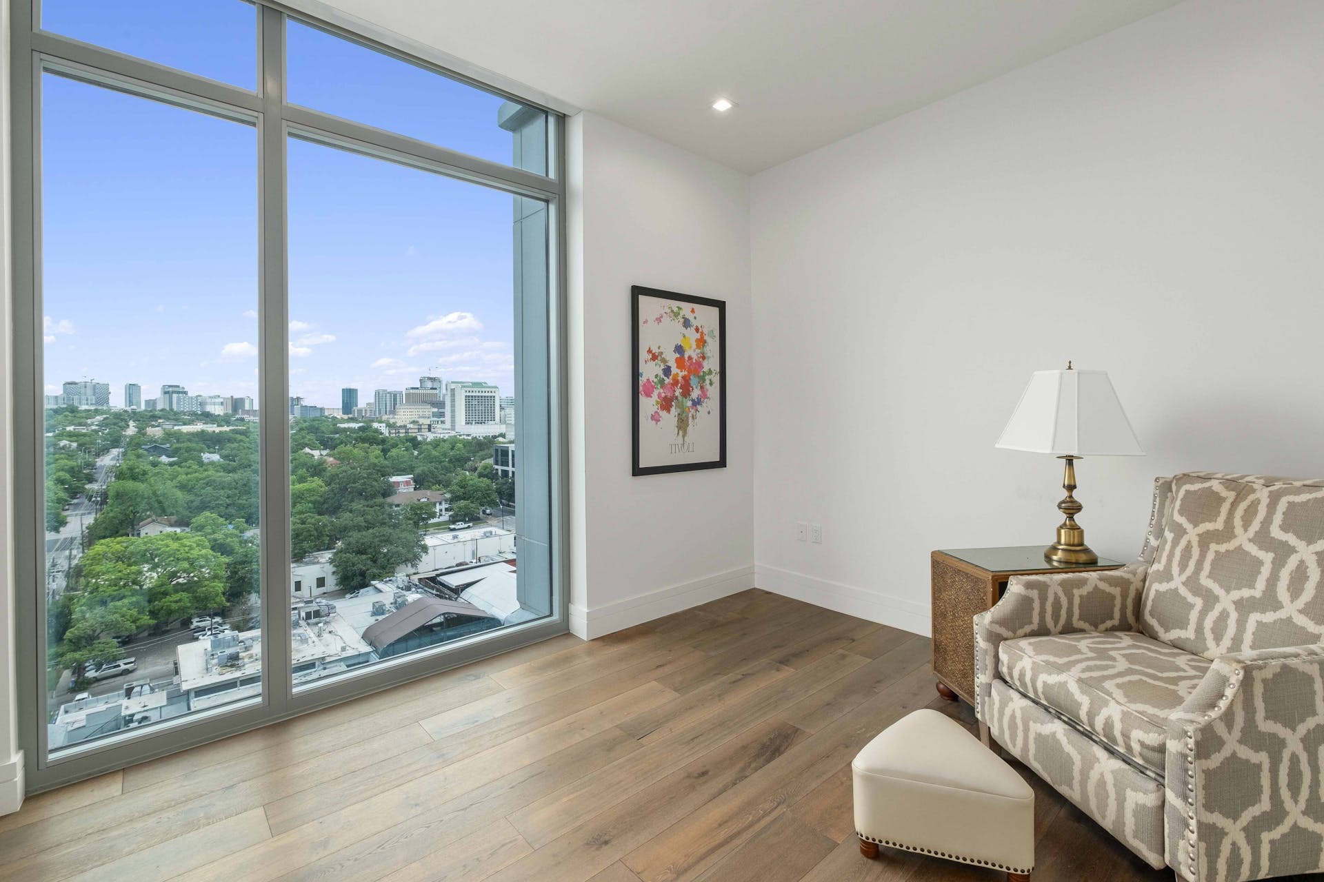 501 West Ave #1204