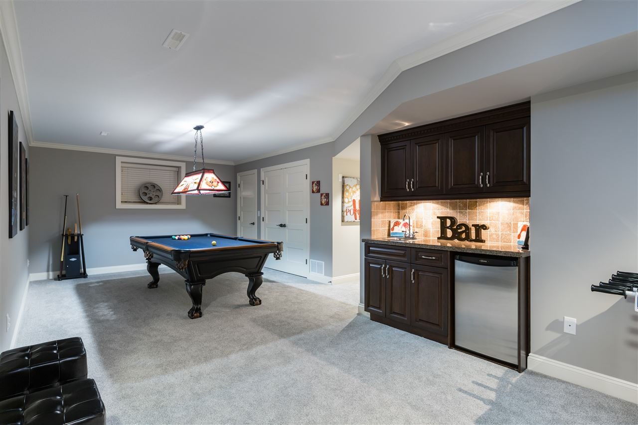 2554 163 St