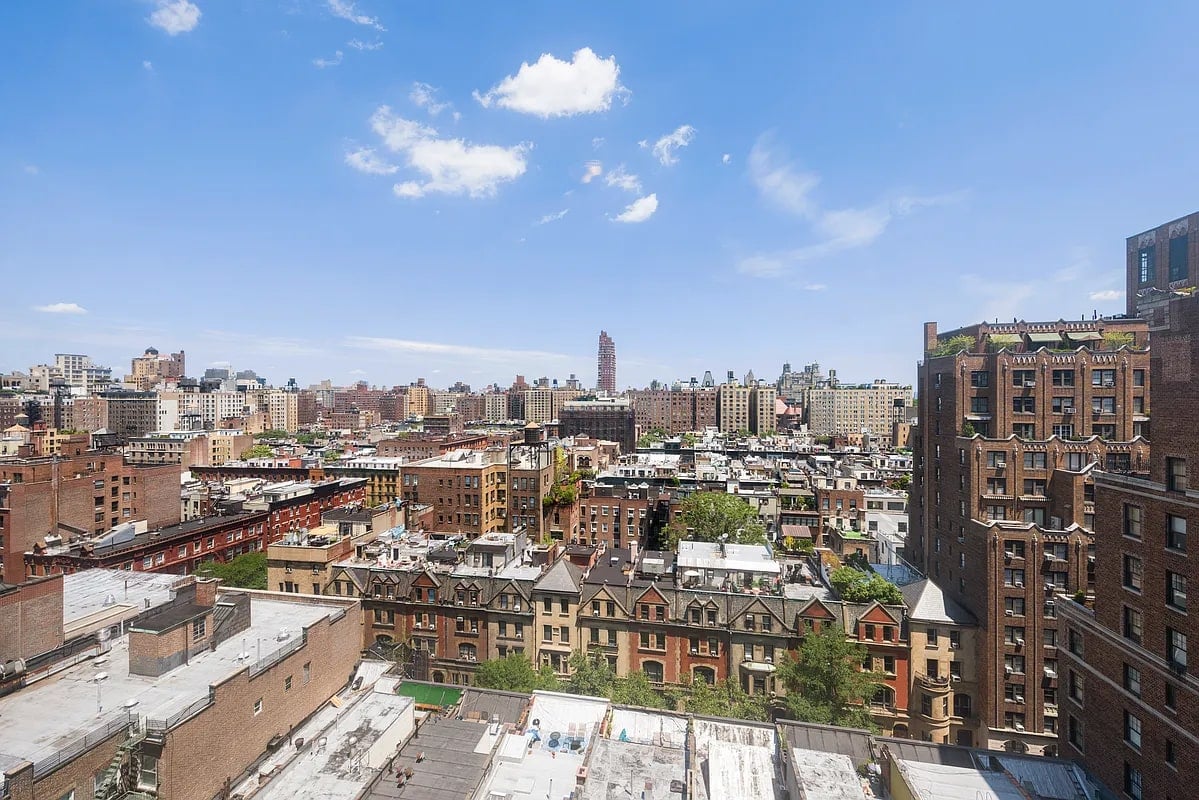 41 W 72nd St, Unit 16E