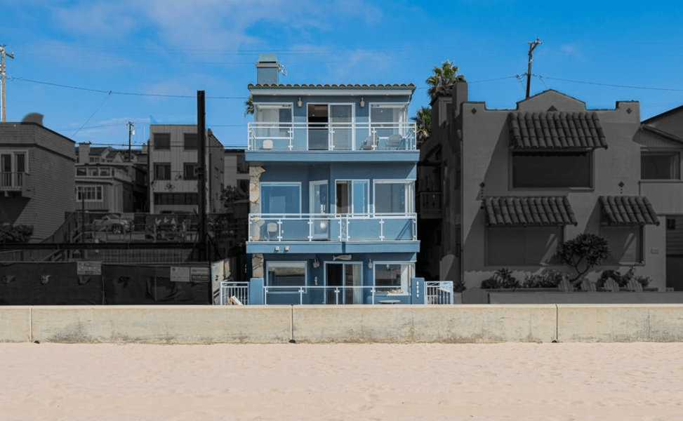 3410 The Strand