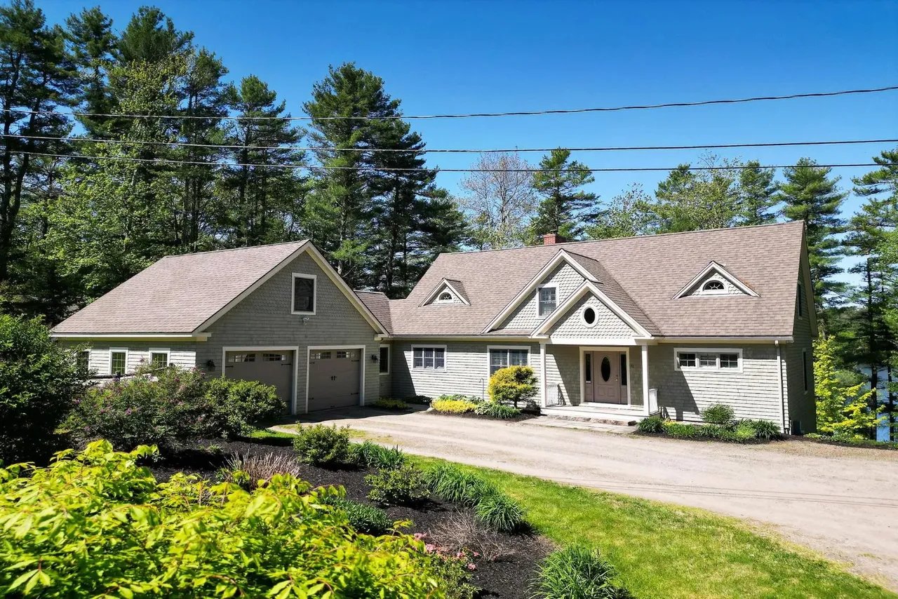 New Listing!42 Chickering Road, Nobleboro, ME 04555 – $1,800,000