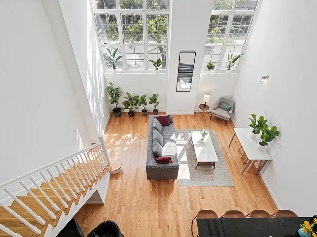 689 Myrtle Ave Apt: 1A