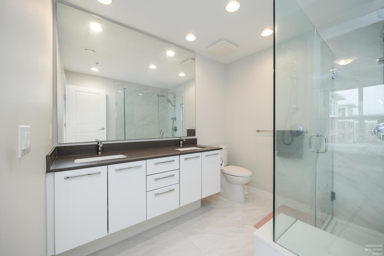 319-9551 Alexandra Rd